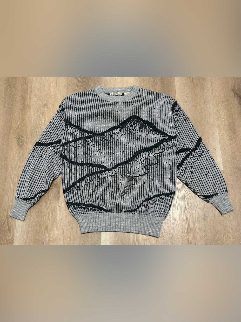 Vintage 90βs Club International Gray Patterned Crewneck Sweater